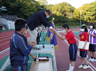 盛り上がったゾ。秋晴れの体育大会